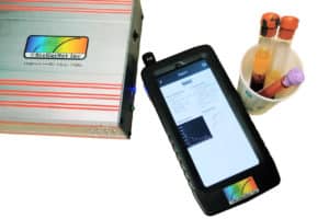 Produktfoto StellarRAM tragbarer Handheld-Ramananalysator Anwendung